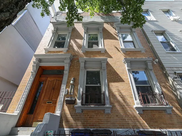 365 Manhattan Ave, Brooklyn, NY 11211