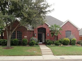 111 Peregrine Dr, McKinney, TX 75072
