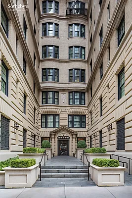 Sold by Sotheby's International Realty | media 14