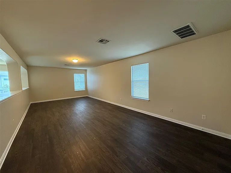 1209 Laurel Oak Trl — Photo 14