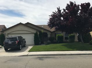 3158 Ren Way, Madera, CA 93637