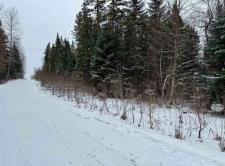 26 Leigh Ln, Colebrook, NH 03576