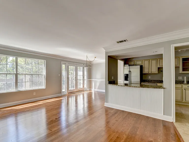 6980 Roswell Rd #C5 — Photo 14