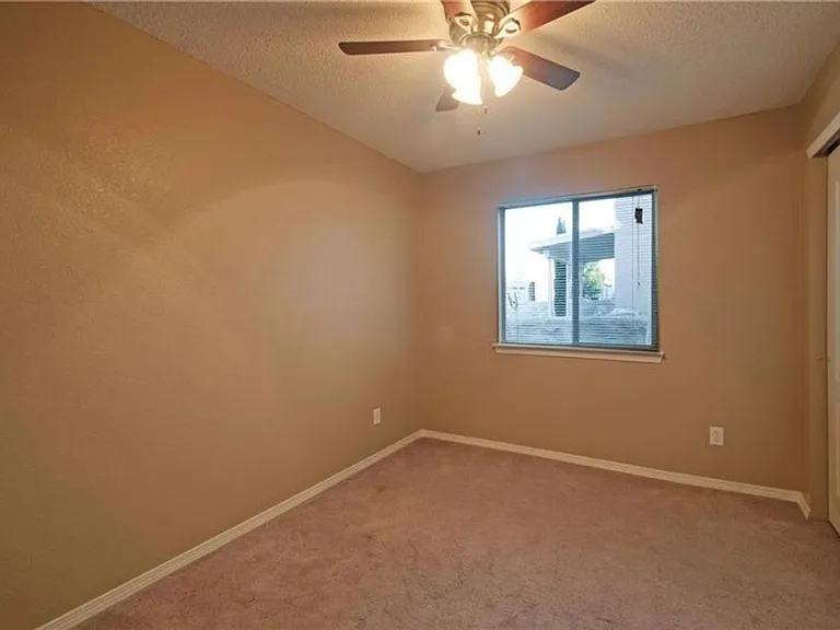 304 Jim Hofher Pl — Photo 14