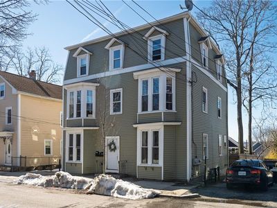 20 Peach Ave, Providence, RI, 02906