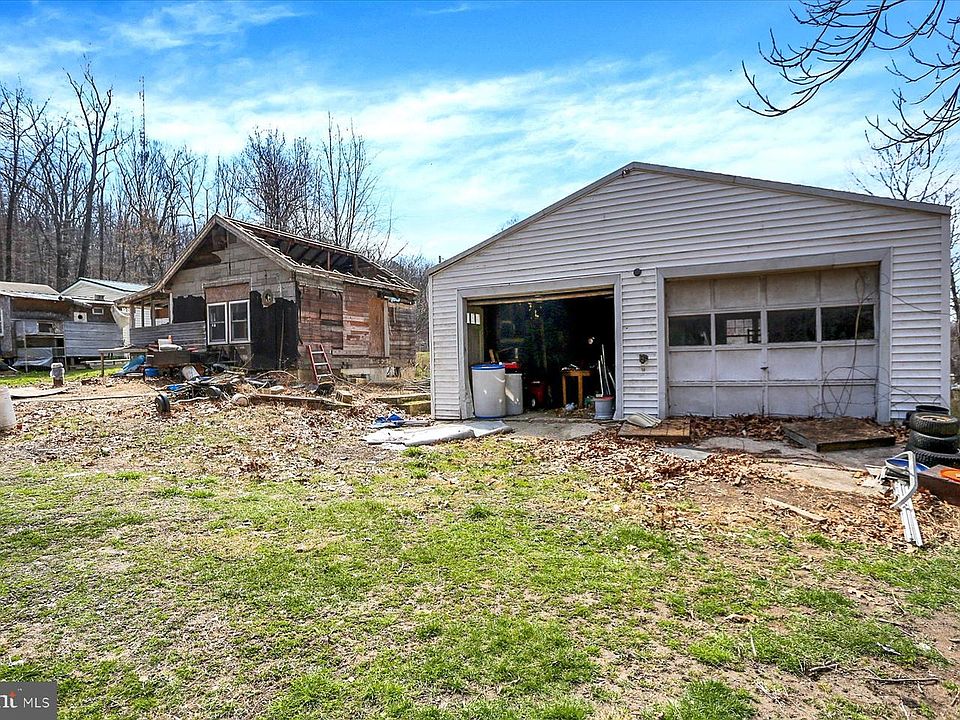 1st image of 413 Mountain View Rd