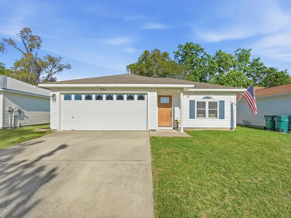 986 John Wayne Cir, Fort Walton Beach, FL 32547