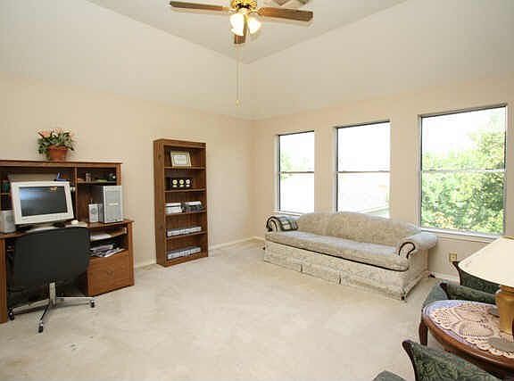 5th image of 16322 Drystone Ln