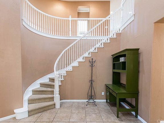 5th image of 29180 Black Pine Way