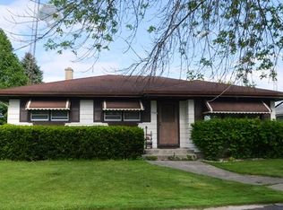 1561 16th Ave, Kenosha, WI 53140