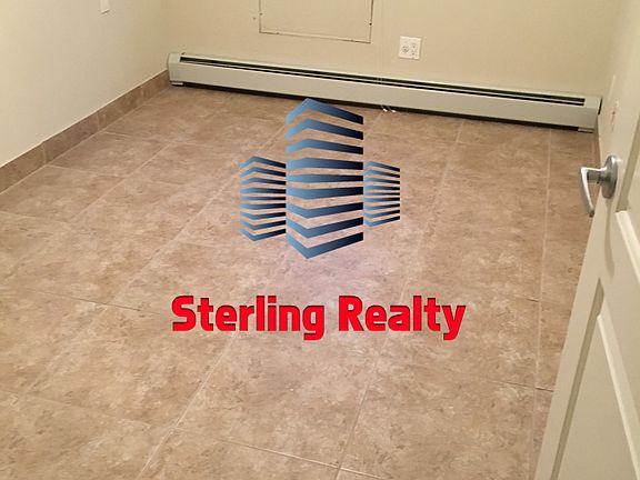 3rd image of 3158 37th St #3R