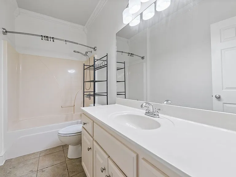 108 Bouriese Cir — Photo 34