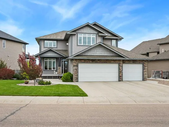 5209 N 19th St, Lloydminster, AB T9V 3K6