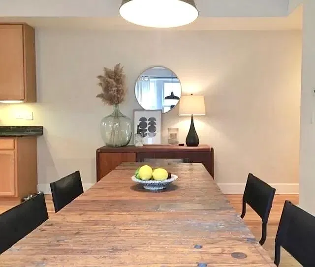 3 bed, 1590 sqft, $2,475 — Photo 3