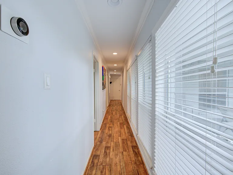 1522 S Kirkwood Rd — Photo 50