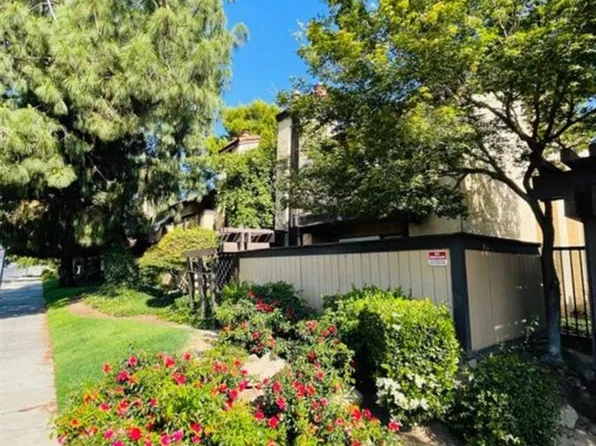 1550 W Ashlan Ave APT 207, Fresno, CA 93705