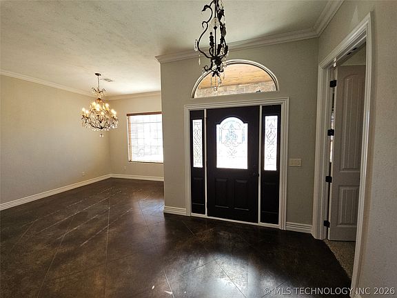 2nd image of 1003 Sunnybrook