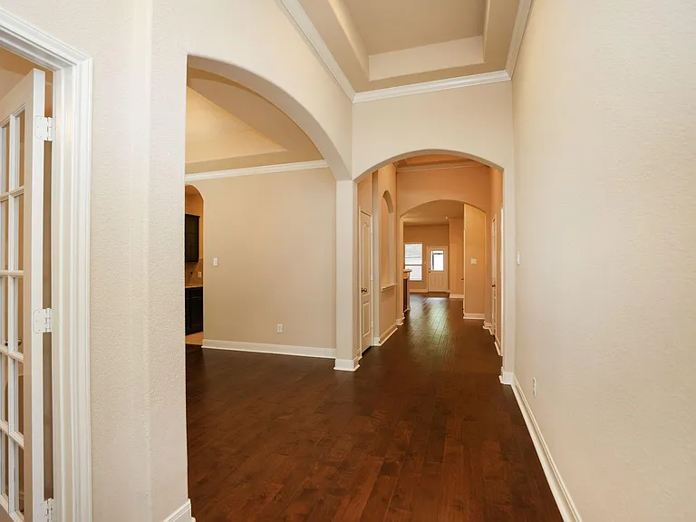 147 W Wading Pond Cir — Photo 7
