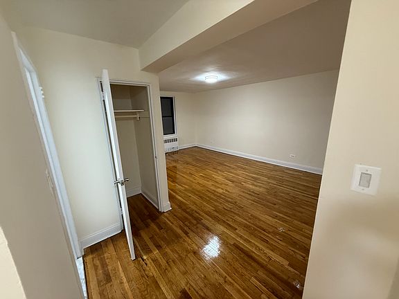 4th image of 144-70 41st Ave #4H