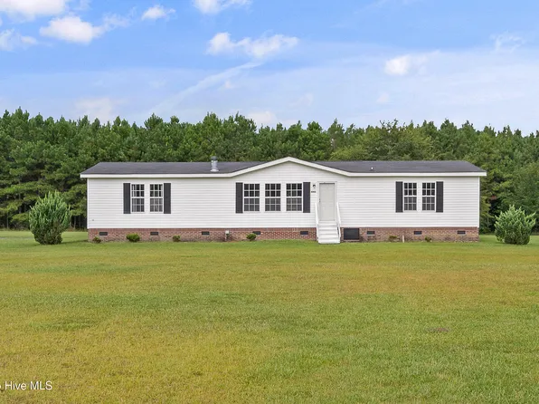 4095 Point Caswell Road, Atkinson, NC 28421