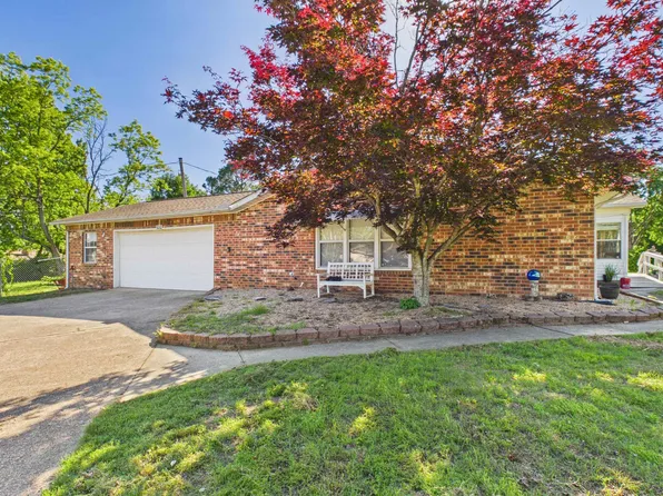 920 Shay Dr, Mountain Home, AR 72653