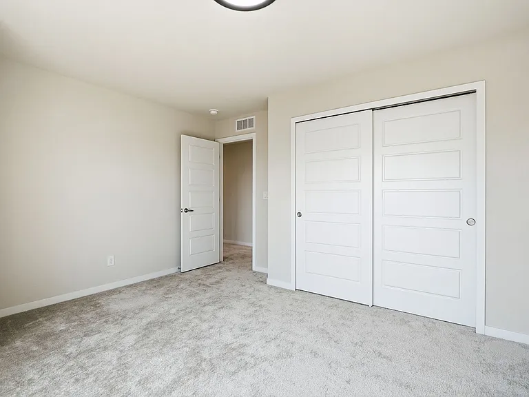 137 Mohawk Cir — Photo 35