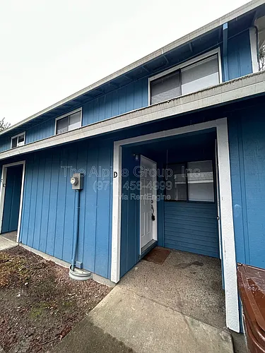 3800 NW Chemult Pl #D Photo 1 3800 NW Chemult Pl #D Photo 1