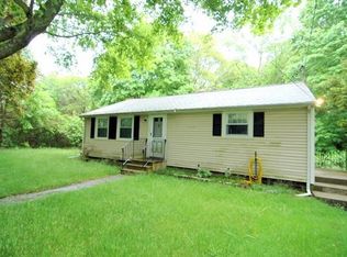 112 Brook Rd, Plymouth, MA 02360