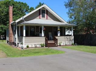 8 Cherry Ln, Greenfield, MA 01301