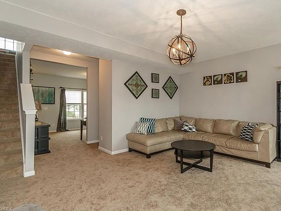 3rd image of 38133 Lonsdale Pl #96
