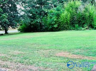 486 W Morgan Rd, Decatur, AL 35603