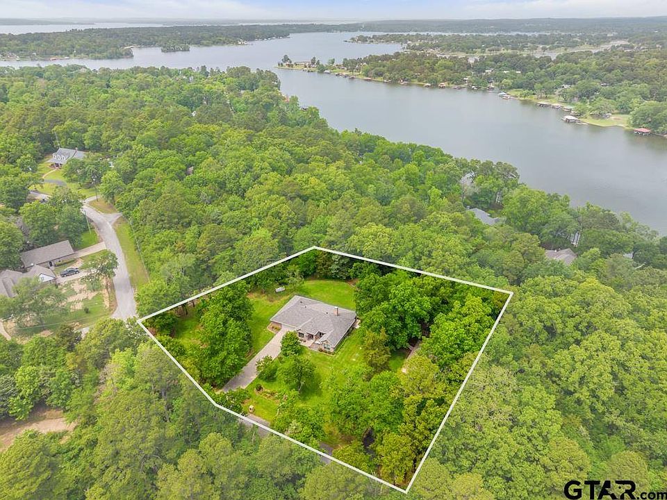 1st image of 15988 Rocky Ridge Rd