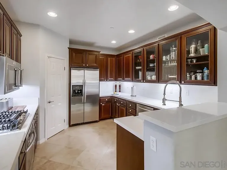 9240 Piantino Way — Photo 10