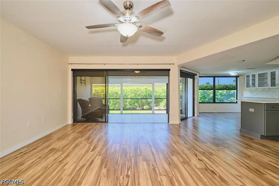 2 bed, 2.0 bath, 1193 sqft, $1,675 — Photo 3
