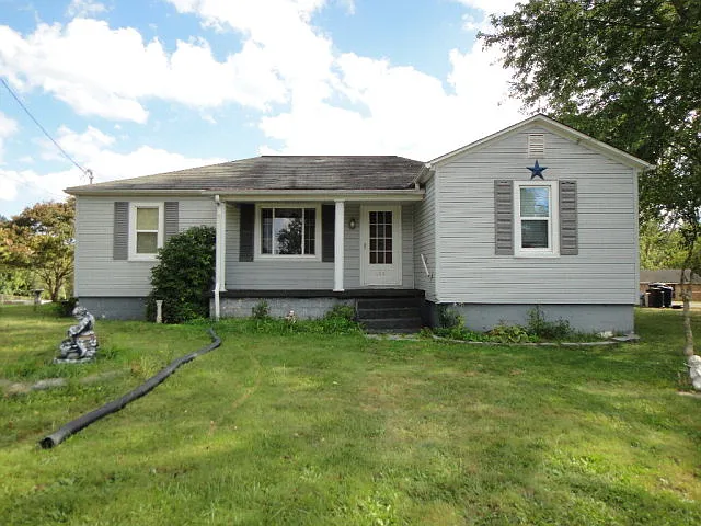 197 Dearing Dr photo 1