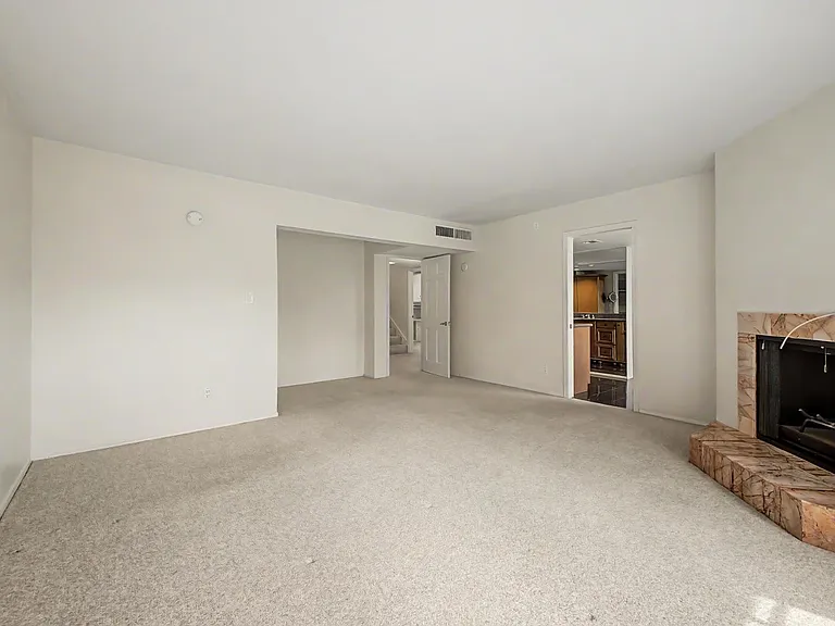 5736 N 25th St — Photo 13