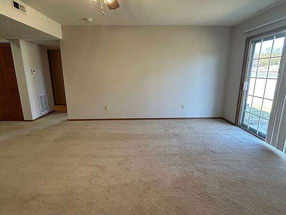 4th image of 2001 S Morris Ave #Fdc76e2cb