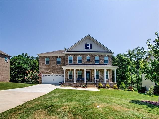 1st image of 735 Irish Green Dr