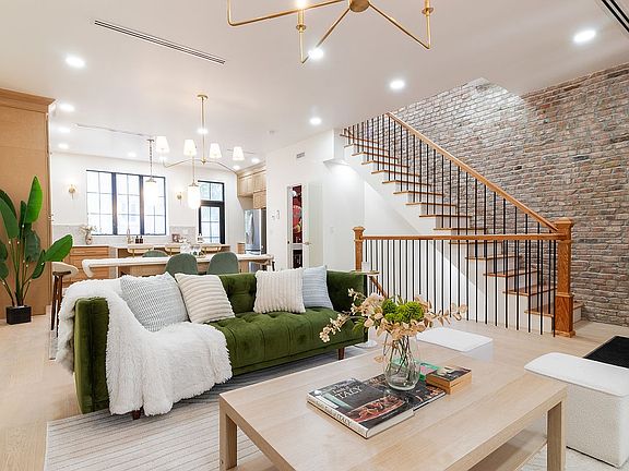5th image of 169 Stuyvesant Ave #A