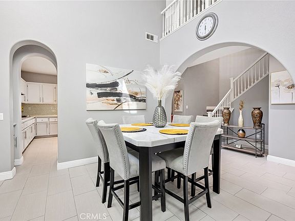 3rd image of 14603 Newburgh Rd