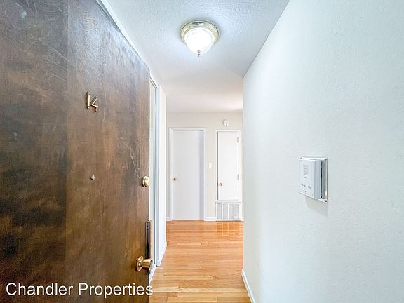 4th image of 921 Dolores St APT 14