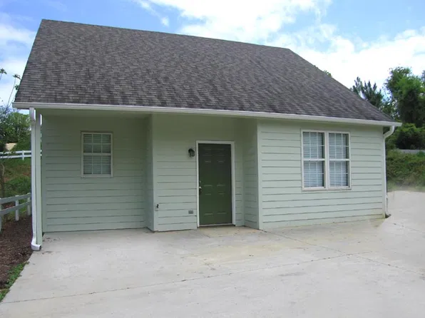 708 Sykes St, Chapel Hill, NC 27516