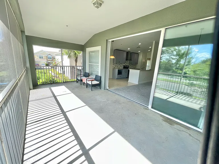 2096 Kings Palace Dr — Photo 9