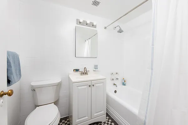 Sold by Brown Harris Stevens | media 6