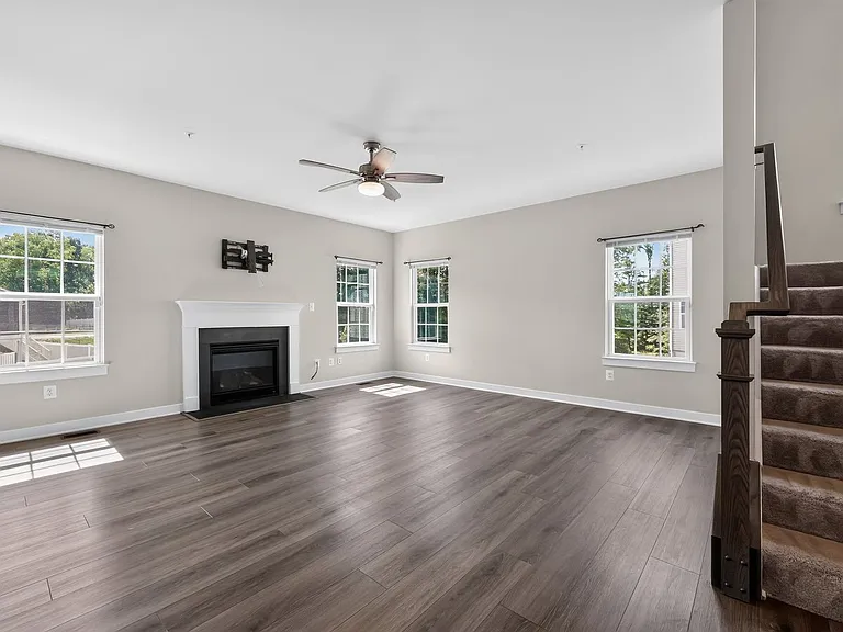 2642 Skeeter Ct — Photo 14