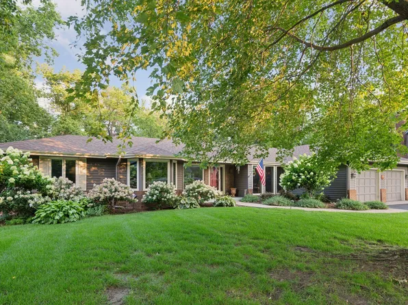 17315 5th Ave N, Plymouth, MN 55447