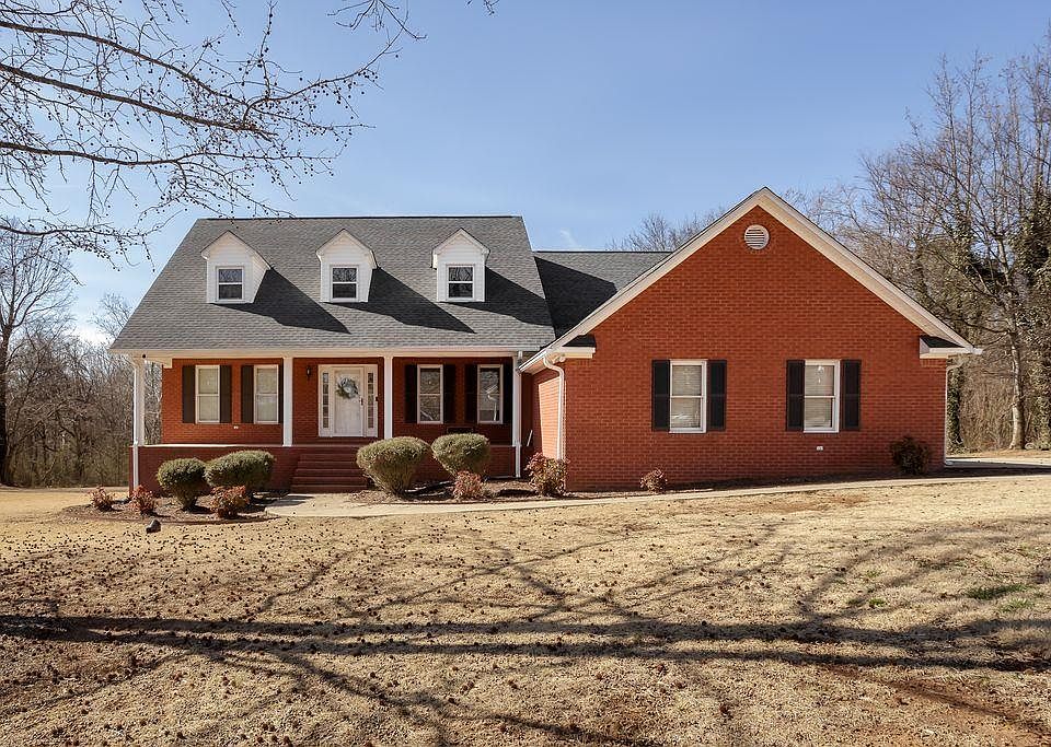 1st image of 321 Briarleigh Rd