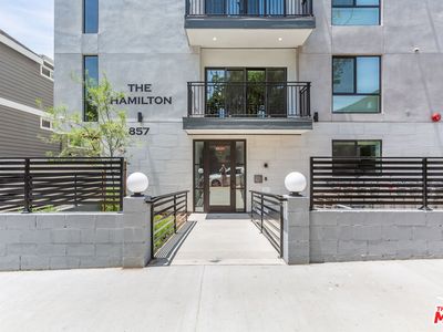 857 N Hayworth Ave #302, Los Angeles, CA, 90046