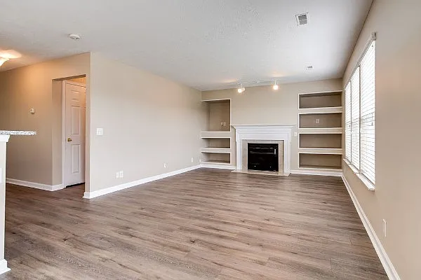 102 Wagon Ct — Photo 13