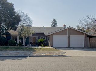 3071 E Los Altos Ave, Fresno, CA